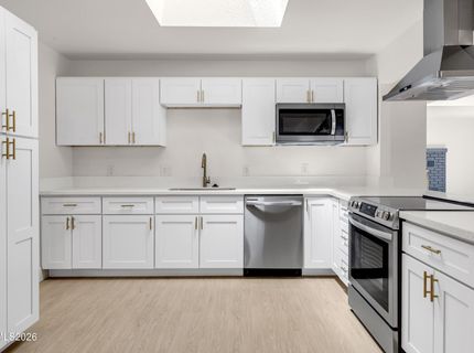 8 E O Street, Sparks, NV 89431 Photo
