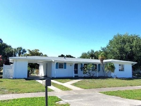 2451 AQUILOS COURT , PORT CHARLOTTE, FL 33952