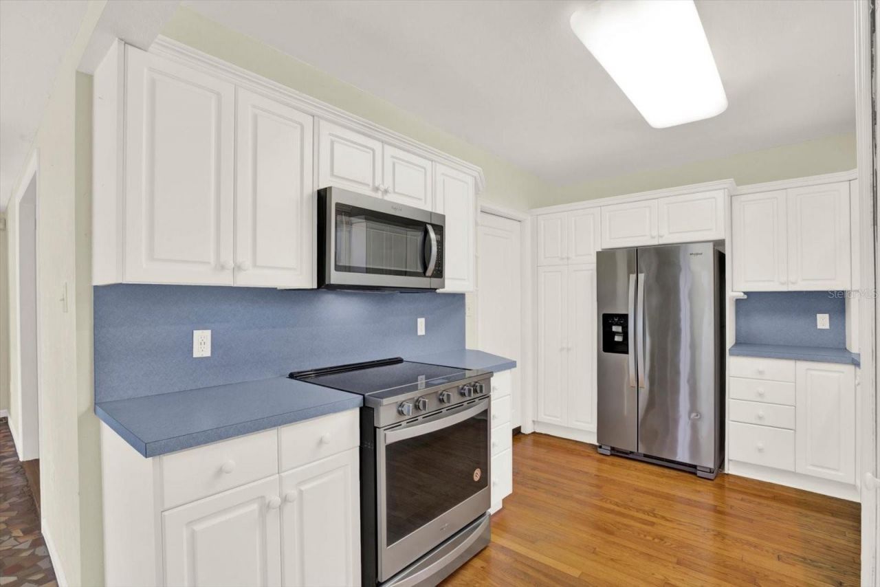 156 21st Avenue Ne, Saint Petersburg, FL 33704 Photo