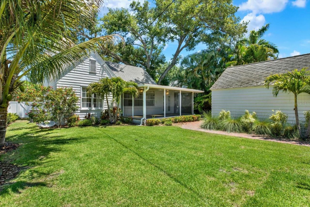 156 21st Avenue Ne, Saint Petersburg, FL 33704 Photo
