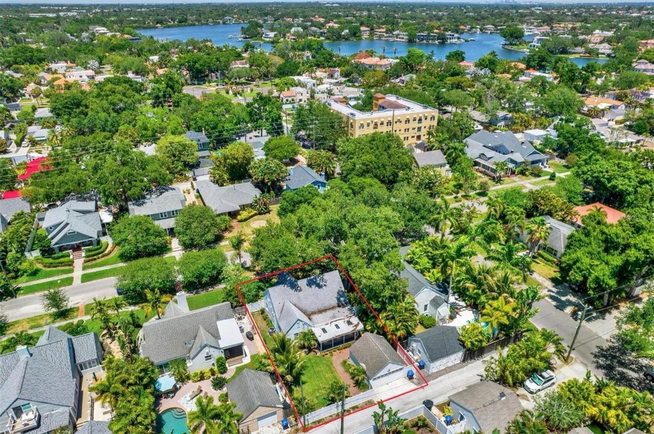 156 21st Avenue Ne, Saint Petersburg, FL 33704 Photo