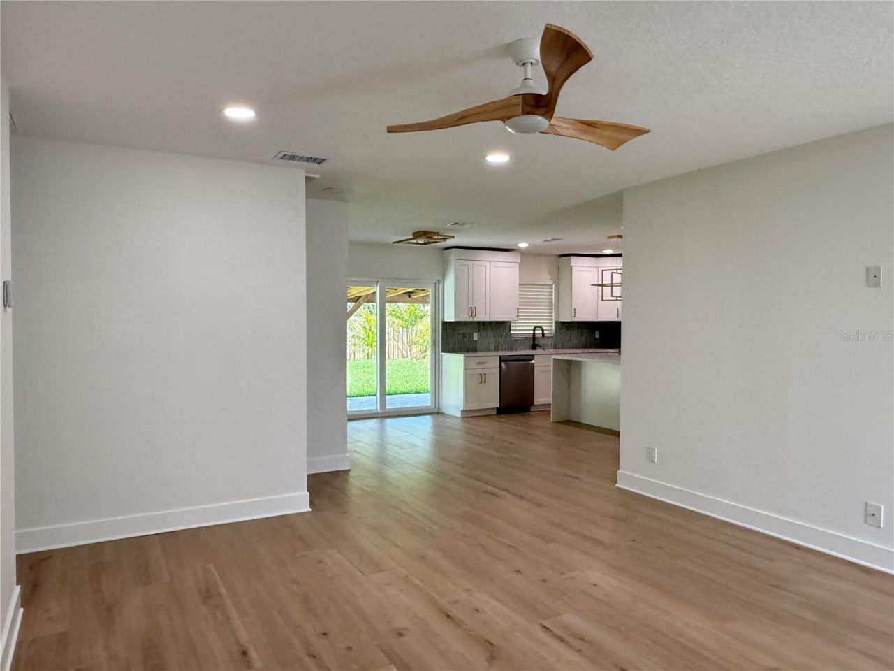 2401 16th Avenue N, Saint Petersburg, FL 33713 Photo