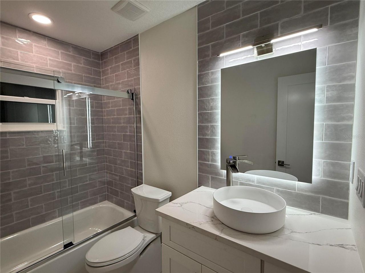 2401 16th Avenue N, Saint Petersburg, FL 33713 Photo