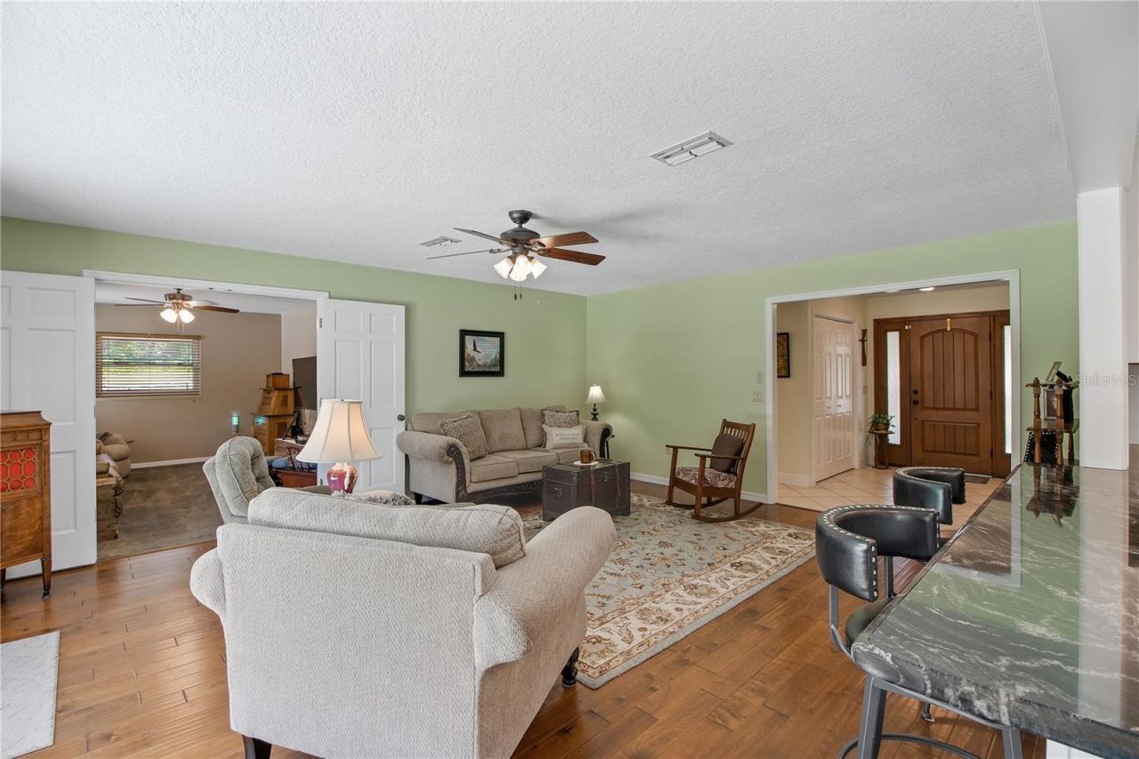 17373 SE 130th Avenue, Weirsdale, FL 32195 Photo