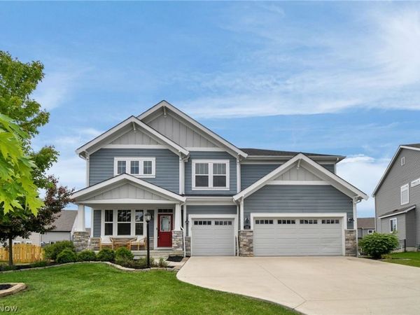 132 Cinnamon Teal Street , Pickerington, OH 43147