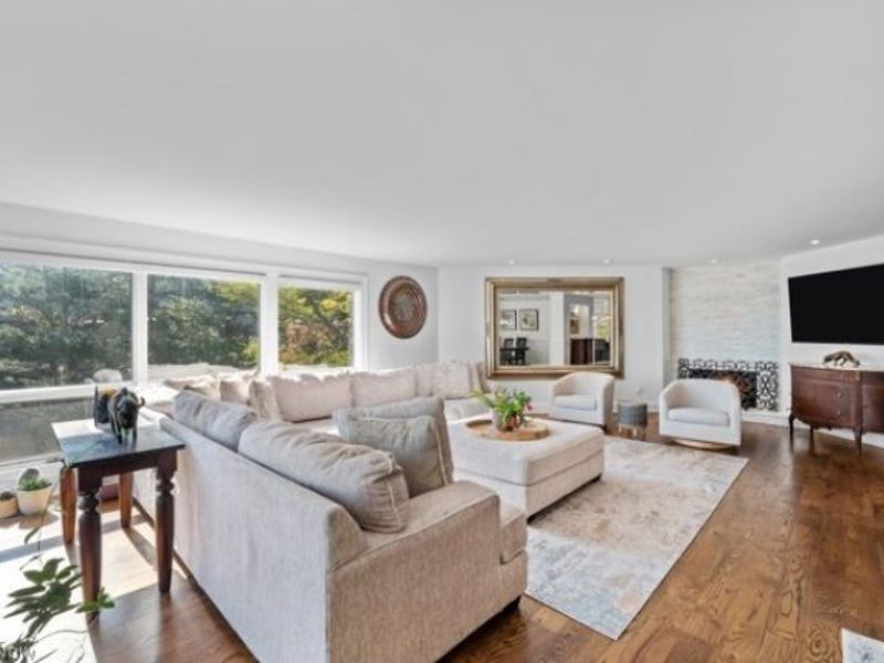 410 Darbys Run, Bay Village, OH 44140 Photo 13