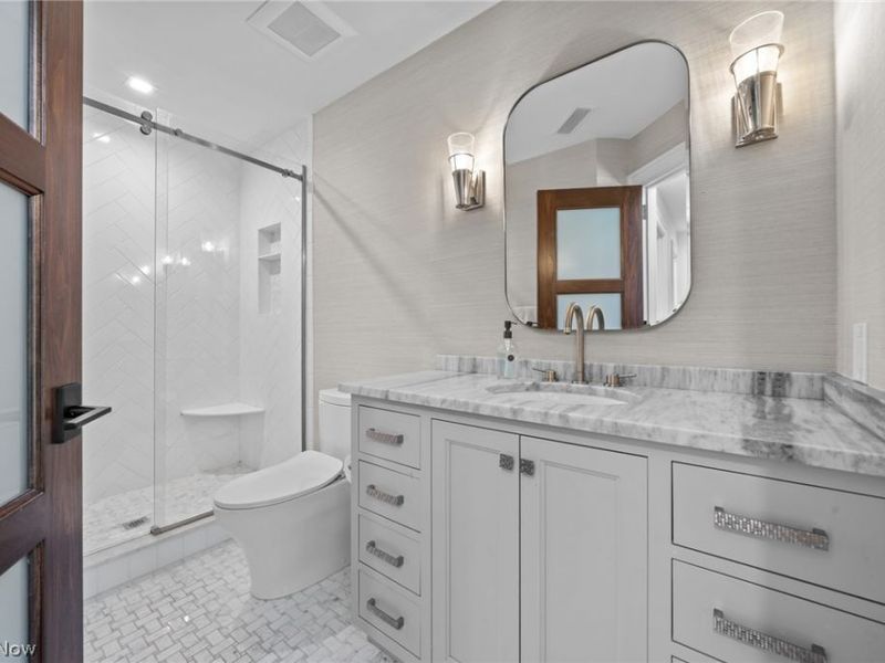 410 Darbys Run, Bay Village, OH 44140 Photo 28