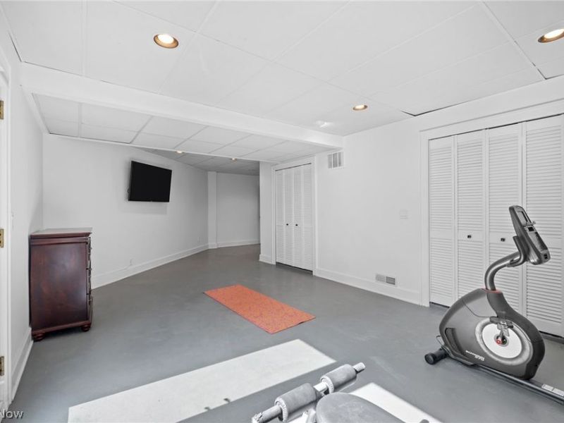 410 Darbys Run, Bay Village, OH 44140 Photo 39