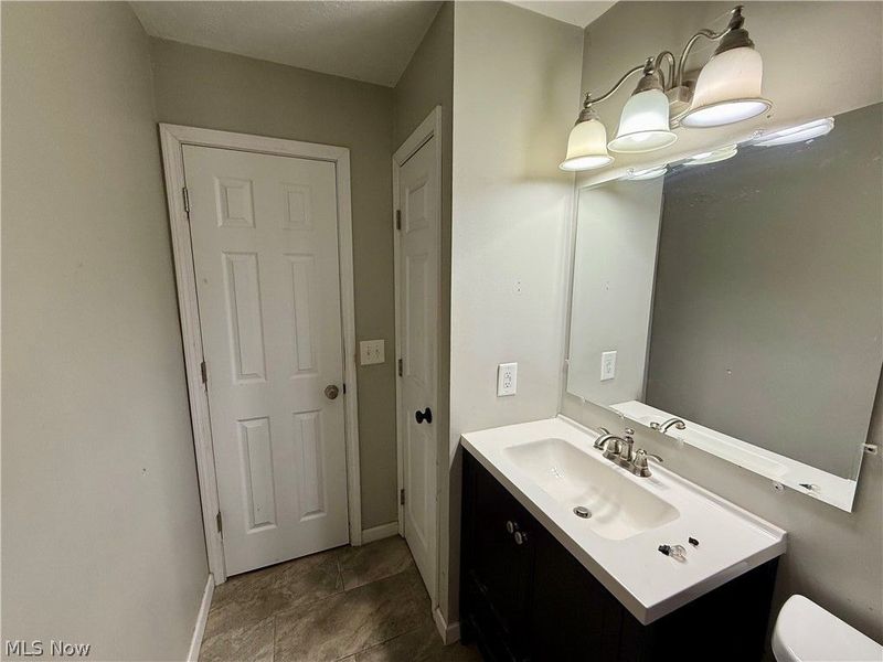 1128 Oakwood Drive, Vermilion, OH 44089 Photo 10