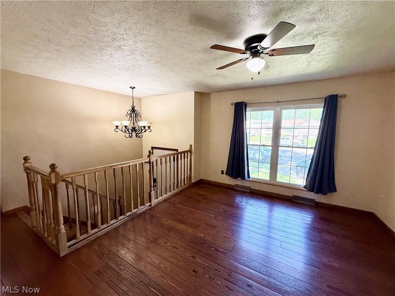 1128 Oakwood Drive, Vermilion, OH 44089 Photo 3
