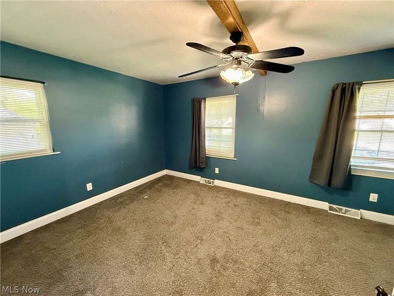 1128 Oakwood Drive, Vermilion, OH 44089 Photo 5