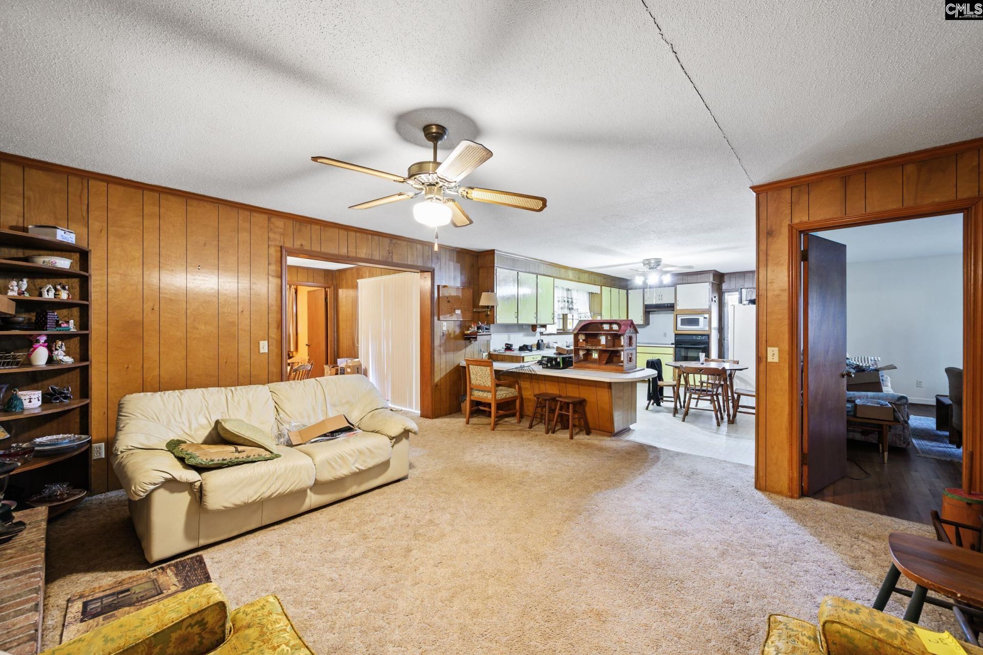 2430 Mineral Springs Road  Photo 5