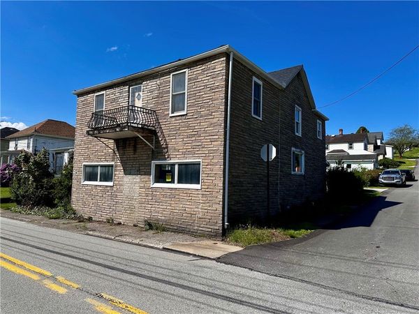 109 Pittsburgh Rd, Bentleyville, PA 15314