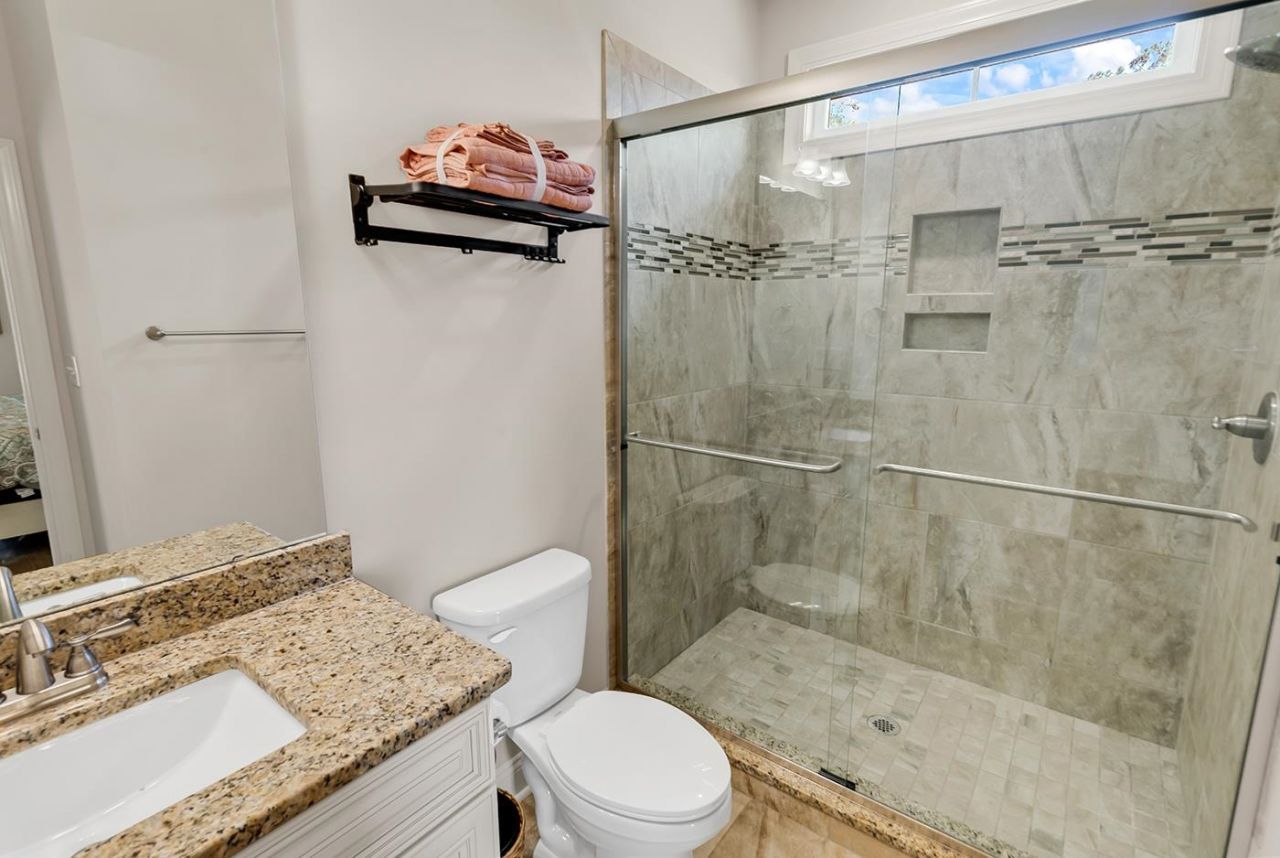 108 Hallandale Lane Photo 31