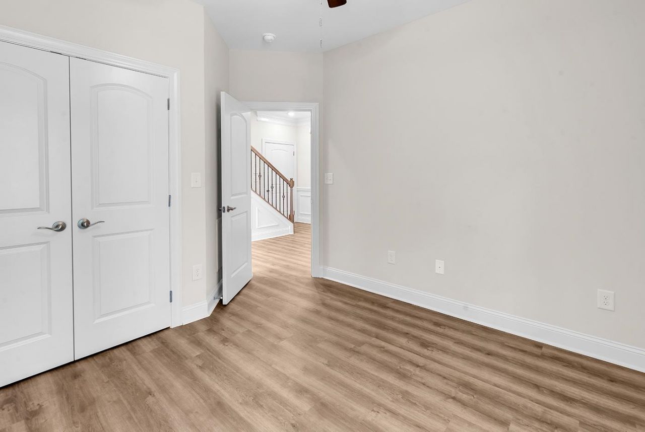 108 Hallandale Lane Photo 4