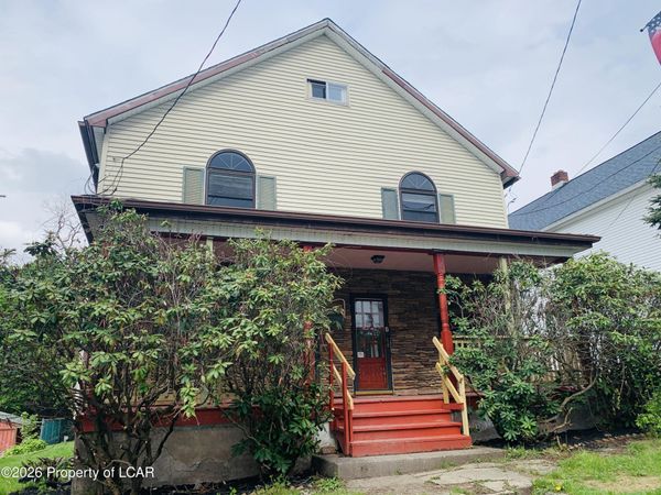 14-16 S Market Street, Glen Lyon, PA 18617