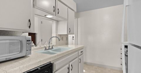 121 Lake Glen Drive, Carson City, NV 89703 Photo