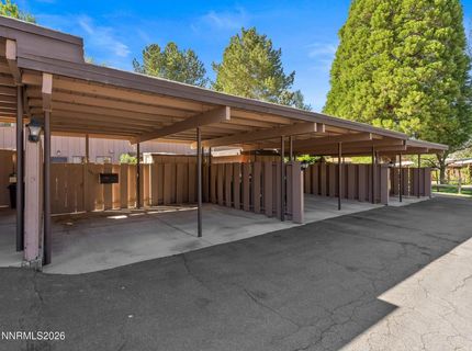 121 Lake Glen Drive, Carson City, NV 89703 Photo