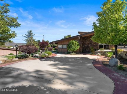 121 Lake Glen Drive, Carson City, NV 89703 Photo