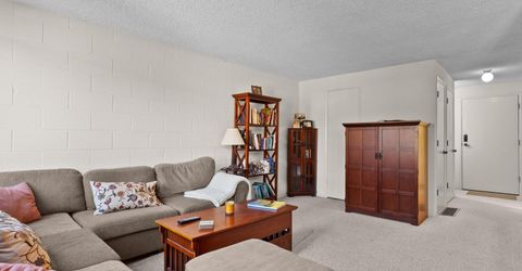 121 Lake Glen Drive, Carson City, NV 89703 Photo