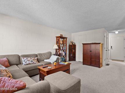 121 Lake Glen Drive, Carson City, NV 89703 Photo