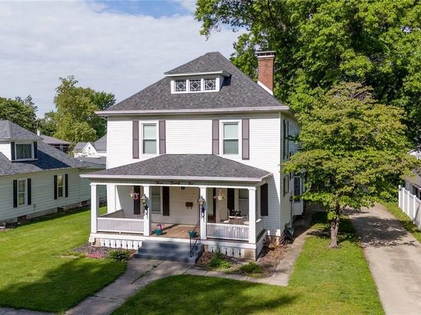 321 N 1st Street , Vandalia, IL 62471