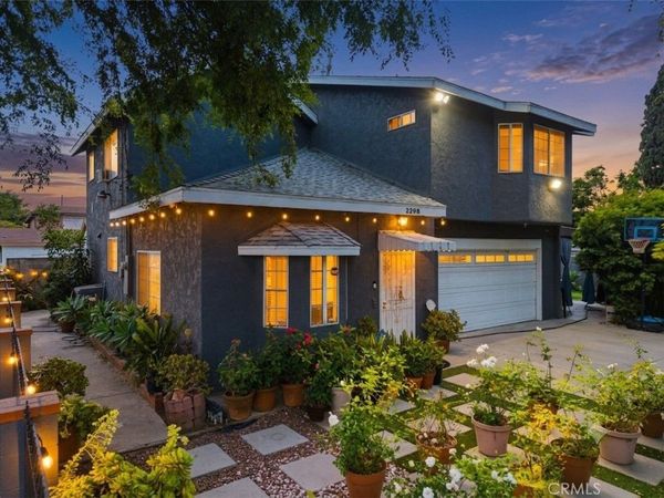 2298 Webster, Long Beach, CA 90810
