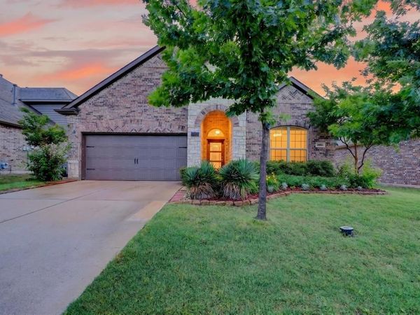 3051 Lily Lane, Heath, TX 75126