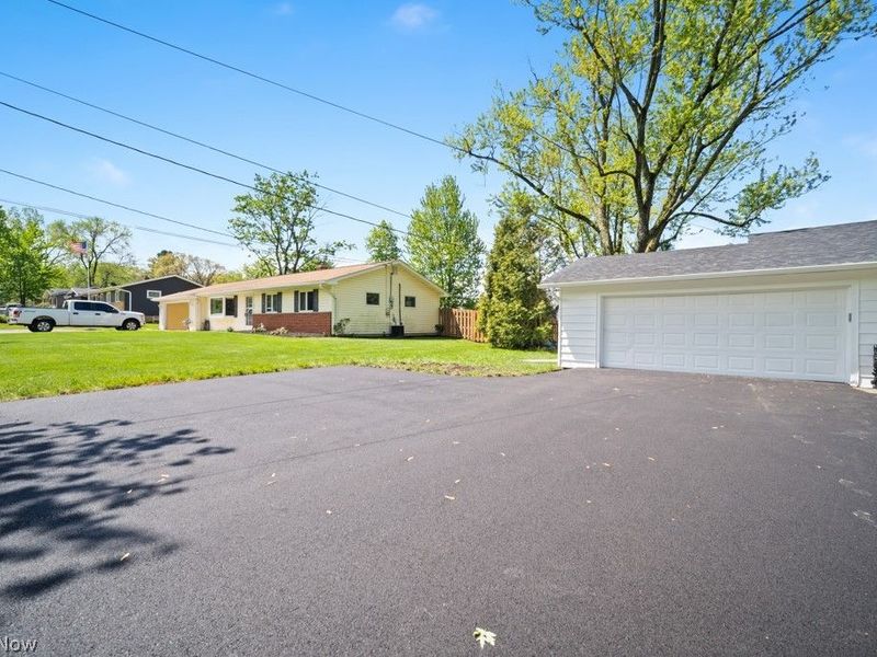 8454 Royalhaven Drive, North Royalton, OH 44133 Photo 24
