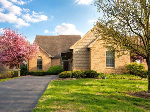4644 E Sawgrass Drive E, Ann Arbor, MI 48108