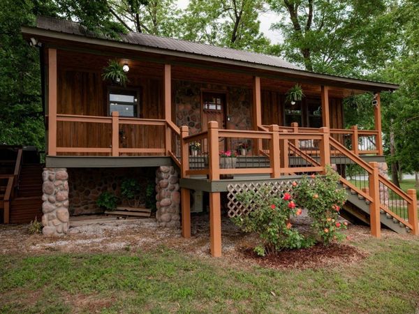 120 Upper Yorktown Drive, Locust Grove, AR 72550