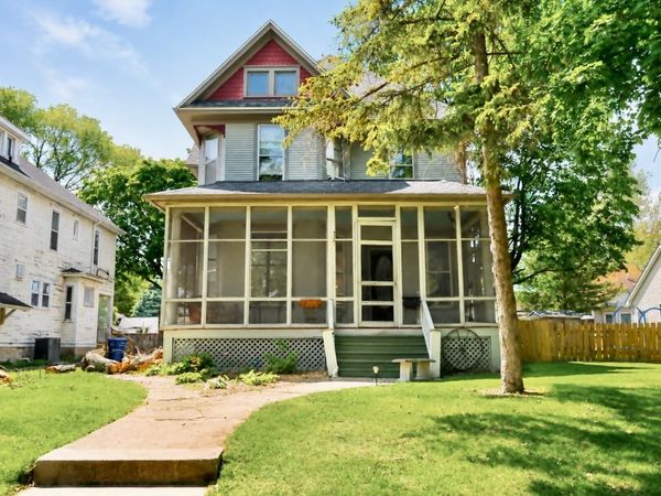1035 Marquette Street , Lasalle, IL 61301