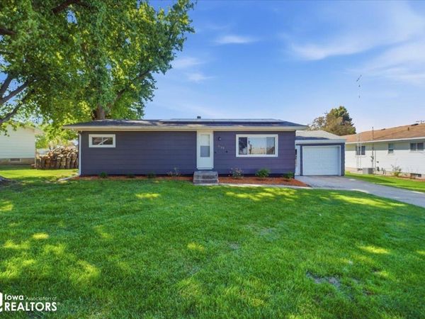 2307 14Th Avenue, Eldora, IA 50627