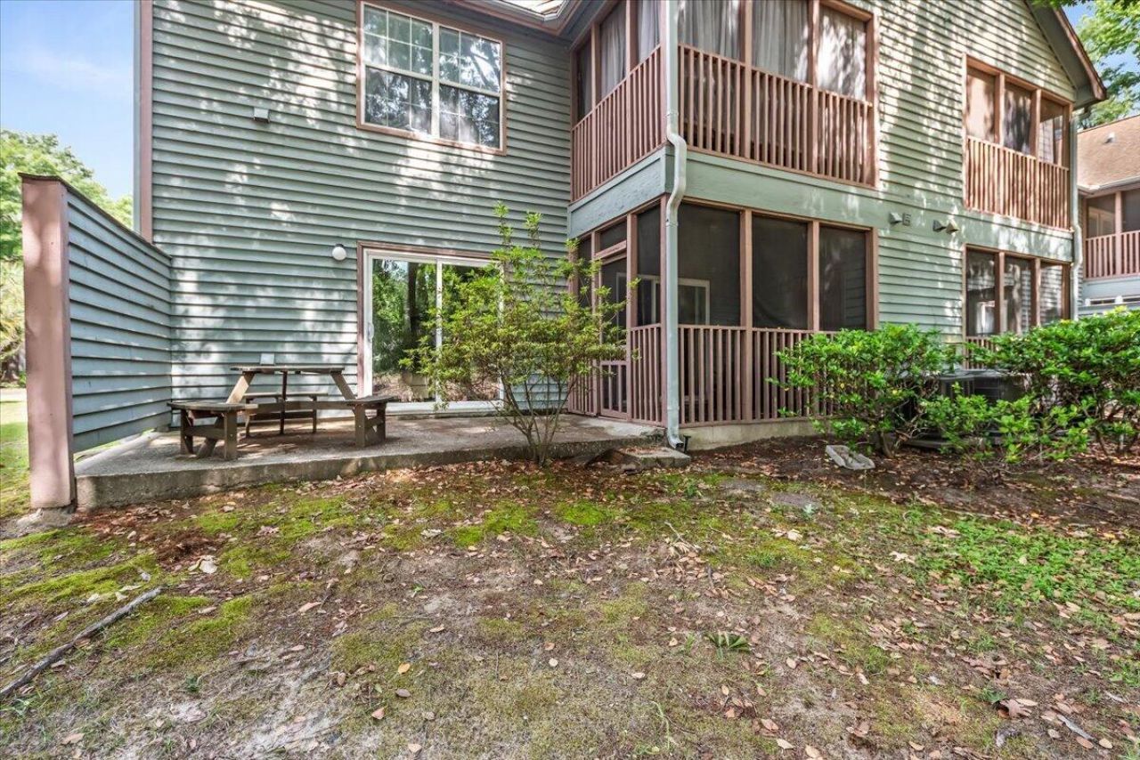 7910 Timbercreek Lane Photo 28