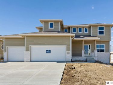 10908 N 159 Avenue , Bennington, NE 68007