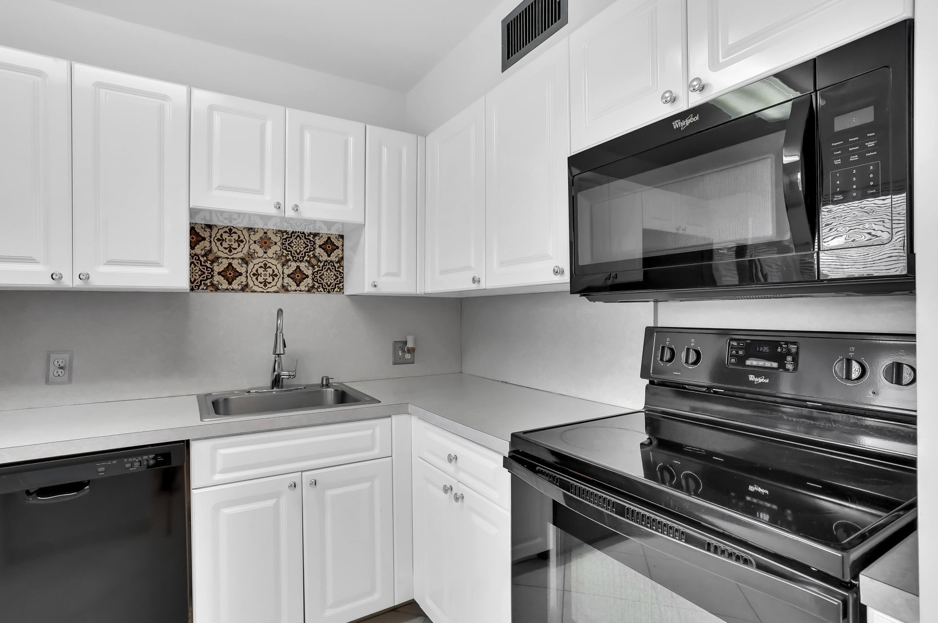 4290 Deste Court, Unit 301, Lake Worth, FL 33467 Photo