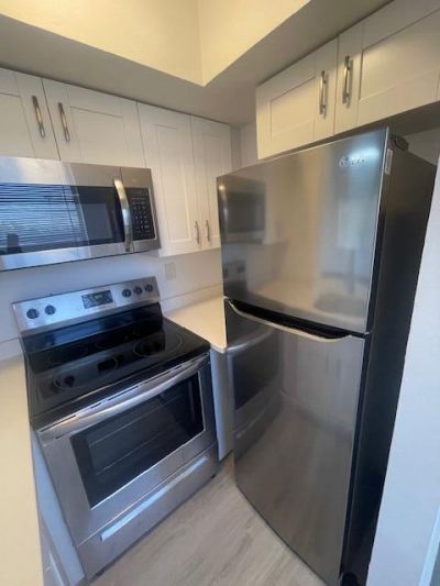 411 SE 10th Street, Unit 5, Hallandale Beach, FL 33009 Photo