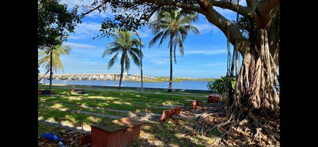 412 S Palmway, Unit 6, Lake Worth Beach, FL 33460 Photo