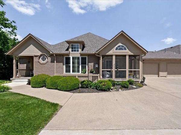 14270 W 151st Terrace, Unit 302, Olathe, KS 66062