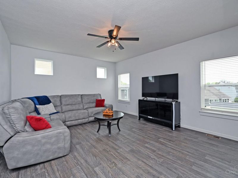 1155 Silversmith Way, Lebanon, OH 45036 Photo 8