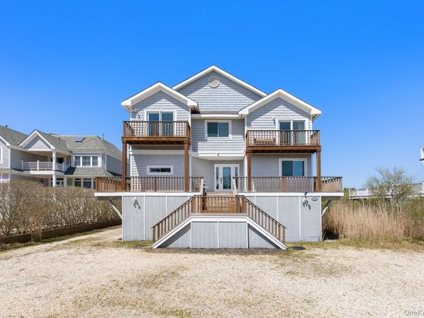 818 Dune Road , Westhampton Beach, NY 11978