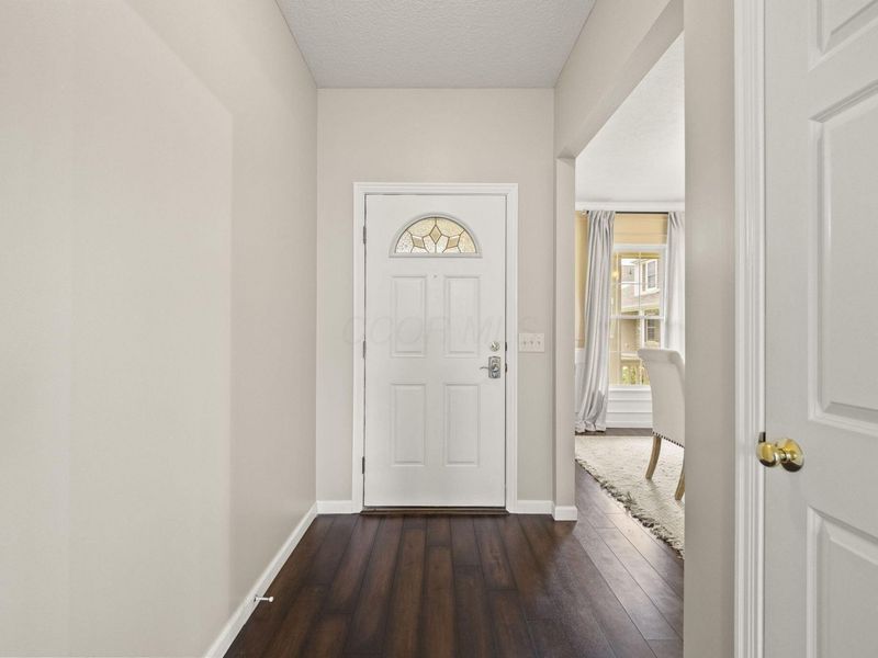 498 Yale Circle, Pickerington, OH 43147 Photo 5