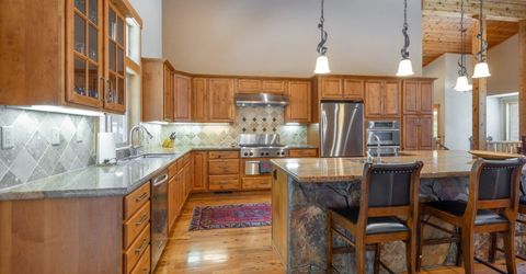 11798 Chamonix Road, Truckee, CA 96161 Photo