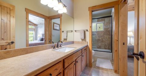 11798 Chamonix Road, Truckee, CA 96161 Photo