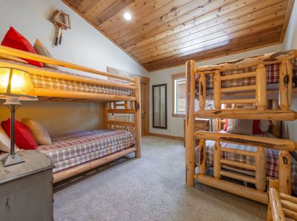 11798 Chamonix Road, Truckee, CA 96161 Photo