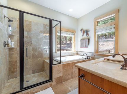 11798 Chamonix Road, Truckee, CA 96161 Photo