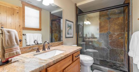 11798 Chamonix Road, Truckee, CA 96161 Photo