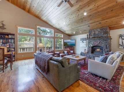 11798 Chamonix Road, Truckee, CA 96161 Photo