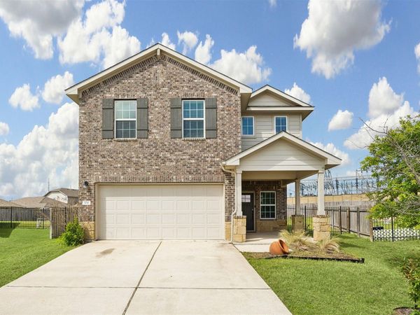 104 Blue Sage DR, Leander, TX 78641