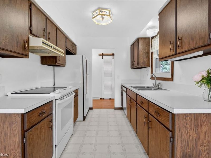994 Leann Street, Wooster, OH 44691 Photo 17